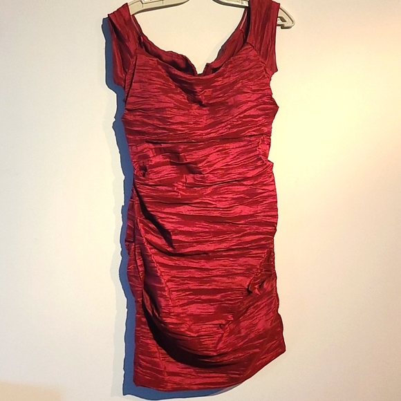 Party dress - Picture 1 of 3